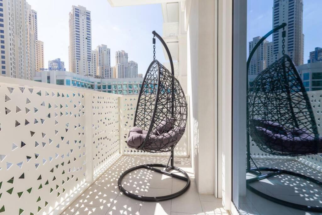 1br In A Prime Jbr Location With Access * Dubai